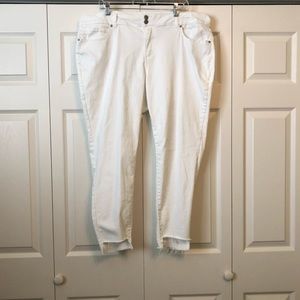 Gibson Latimer Jeans - Women’s Plus White Skinny Jeans Gibson Latimer Jeans - Women’s Plus White Skinny Jeans